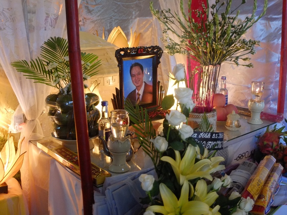 Gia đình đã an táng anh Hùng vào ngày 4/10