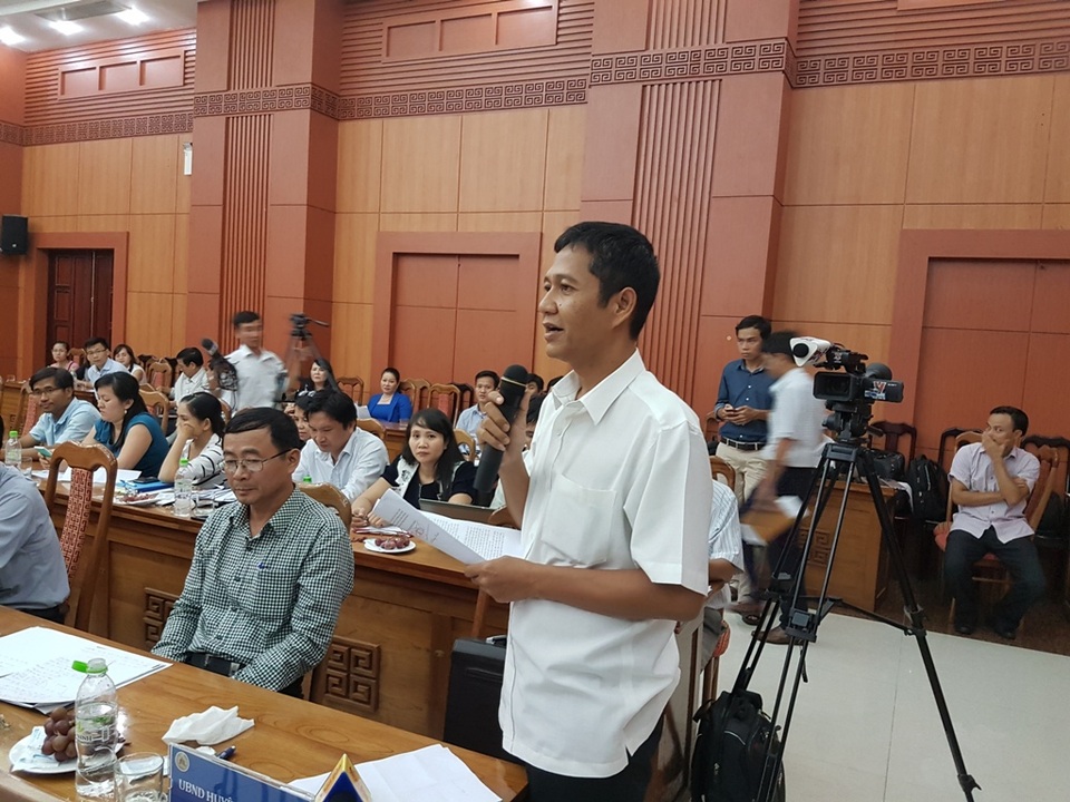 Chỉ mới chủ trương đầu tư và không hỗ trợ tiền cho doanh nghiệp di dời - 2 Ông A Viết Sơn – Phó Chủ tịch huyện Nam Giang ủng hộ xây dựng nhà máy thép trên địa bàn huyện để phát triển kinh tế xã hội