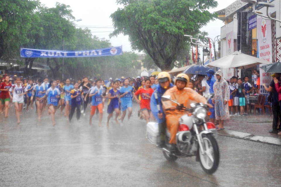 Hơn 500 vận động viên chạy “vì Di sản Văn hóa thế giới Hội An” - 4