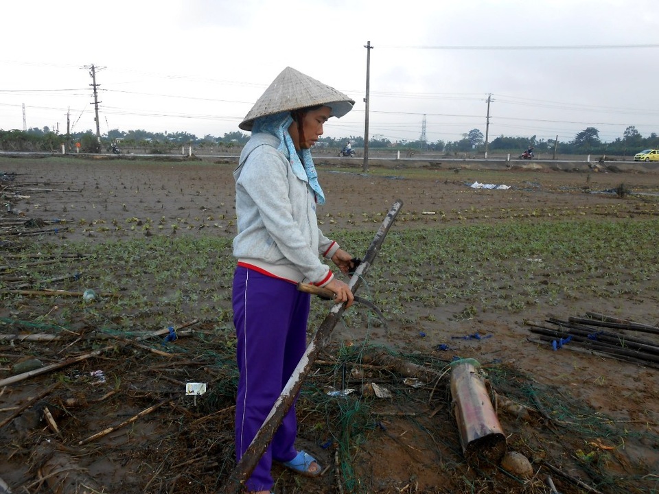 Người dân xót xa sau thiệt hại quá lớn của lũ dữ