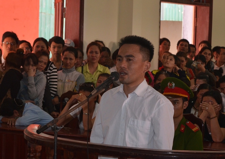 Phạm nhân dùng dao đâm trọng thương phạm nhân cùng phân trại - 1 Phiên tòa được mở ngày 26/6/2014, Thắng bị TAND tỉnh Quảng Trị tuyên phạt án chung thân về tội Giết người