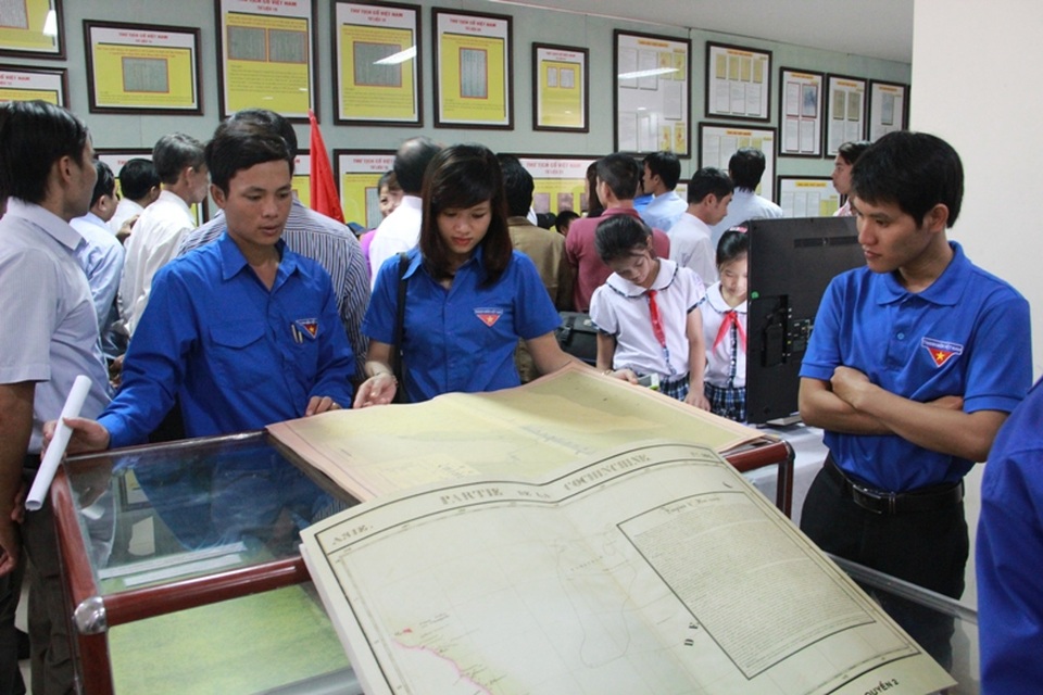 Lực lượng đoàn viên, thanh niên nghiên cứu các tài liệu