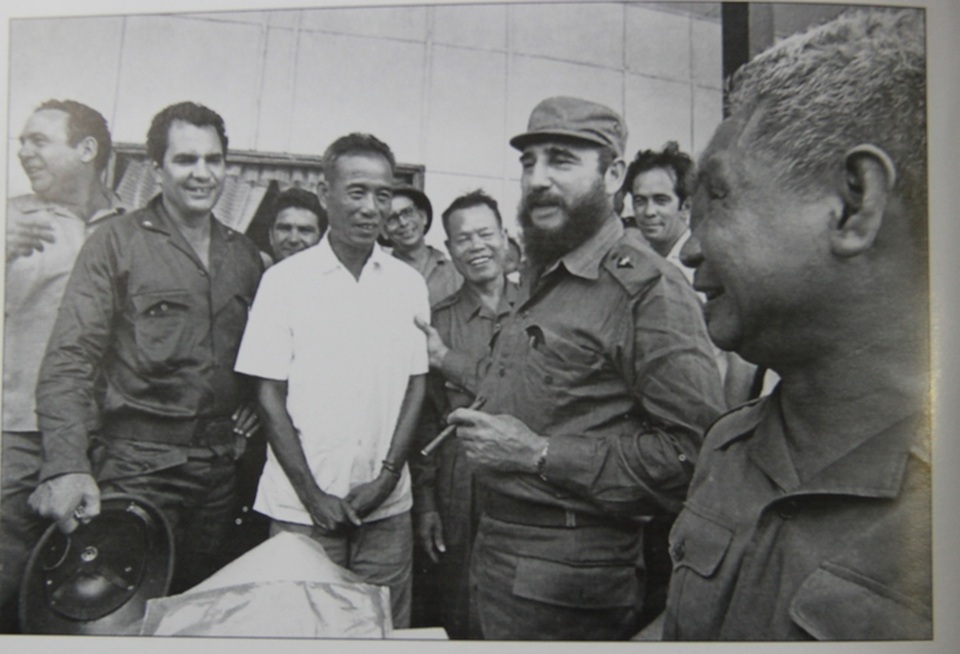 Những khoảnh khắc đầy xúc động của chủ tịch Fidel Castro trong chuyến thăm Quảng Trị - 6