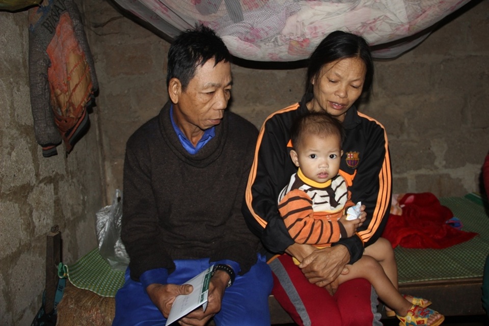 
Mắc bệnh tim nặng nhưng gia đình quá khó khăn nên chị Liên phải cắn răng chịu đựng nỗi đau
