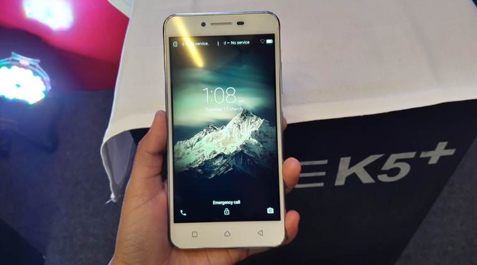 Những smartphone "pin trâu" giá thấp đáng chú ý hiện nay - 3 Những smartphone "pin trâu" giá thấp đáng chú ý hiện nay - 3