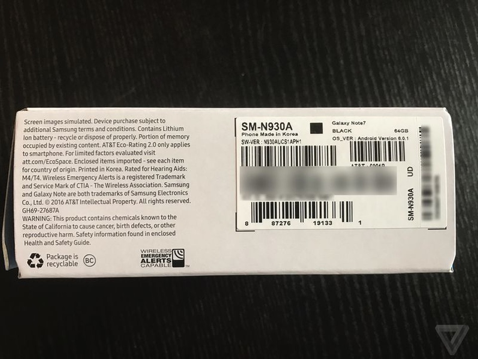 Samsung lại gặp "hạn" vì Note7 mới vẫn bốc cháy ngay trên máy bay - 2
Hộp máy xác nhận chiếc Galaxy Note7 trong vụ việc này là sản phẩm an toàn.
