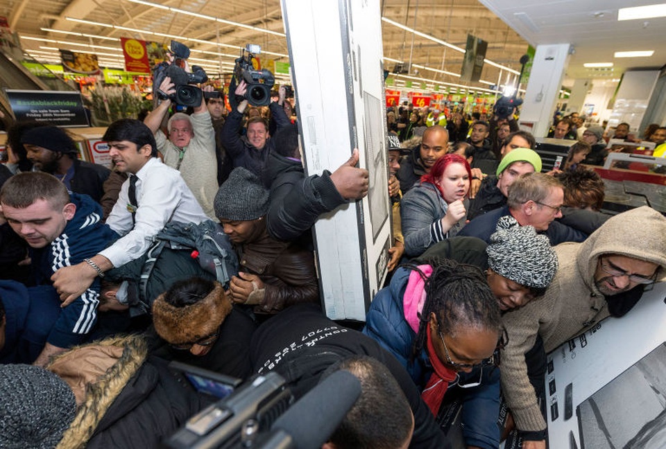 Black Friday là ngày gì và tại sao người ta "phát cuồng" vì Black Friday? - 8 Black Friday là ngày gì và tại sao người ta "phát cuồng" vì Black Friday? - 8