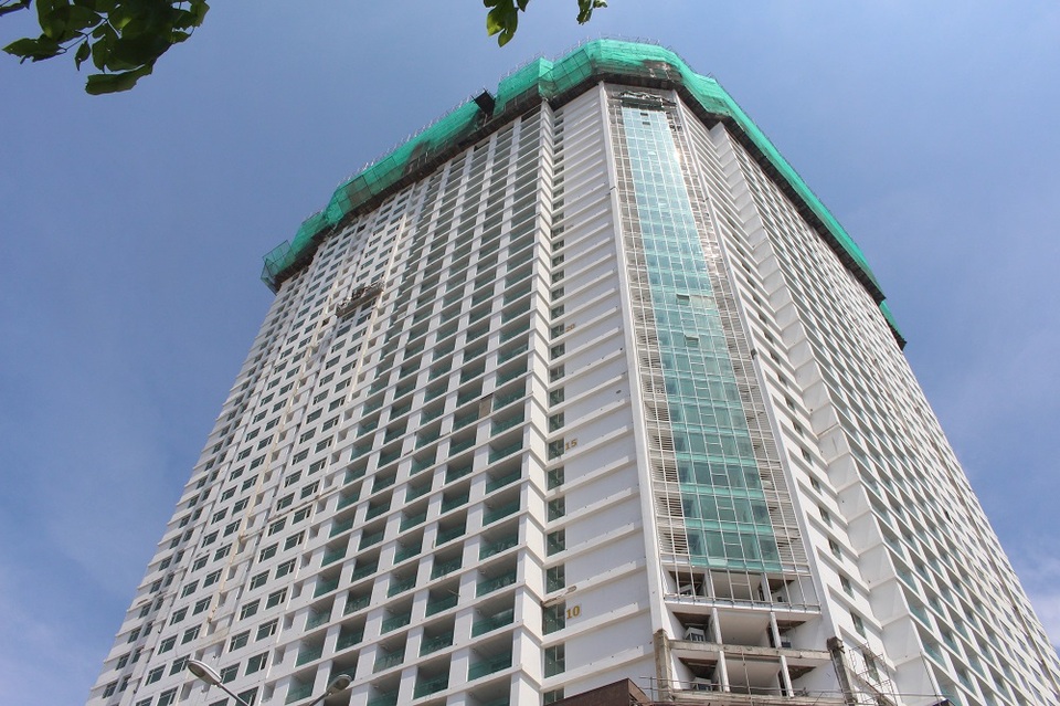 Dự án Mường Thanh Khánh Hòa (phía Nam Cầu Trần Phú, TP Nha Trang) xây “vượt rào” quy hoạch của Chính phủ 43 tầng