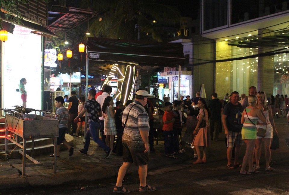 Bình quân mỗi tháng hiện nay, Nha Trang đón khoảng 25.000-30.000 khách Nga