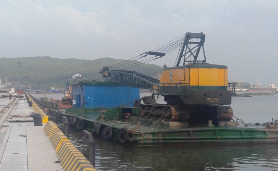 Máy nạo vét khu vực nước trước bến và tuyến luồng vào Cảng tổng hợp quốc tế gang thép Nghi Sơn.