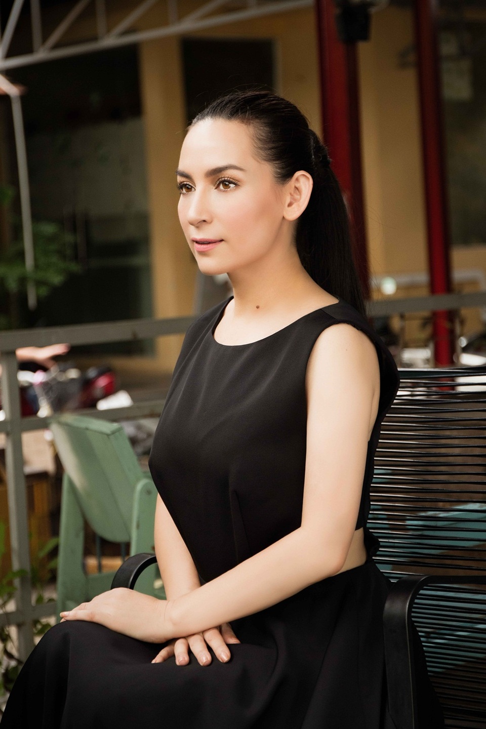 Hồ Văn Cường là quán quân Vietnam Idol Kids mùa đầu tiên. Trong khi đó, Tuyết Nhung từng gây ấn tượng từ cuộc thi Giọng hát Việt nhí 2014 còn Thiên Ngâng lọt vào top 30 Solo cùng bolero.