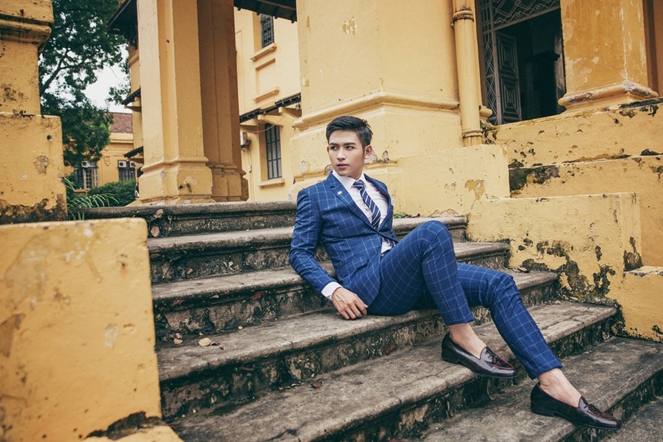 “Soái ca phát thanh viên” lãng mạn, ngọt ngào dạo phố Hà Nội - 7 “Soái ca phát thanh viên” lãng mạn, ngọt ngào dạo phố Hà Nội - 7