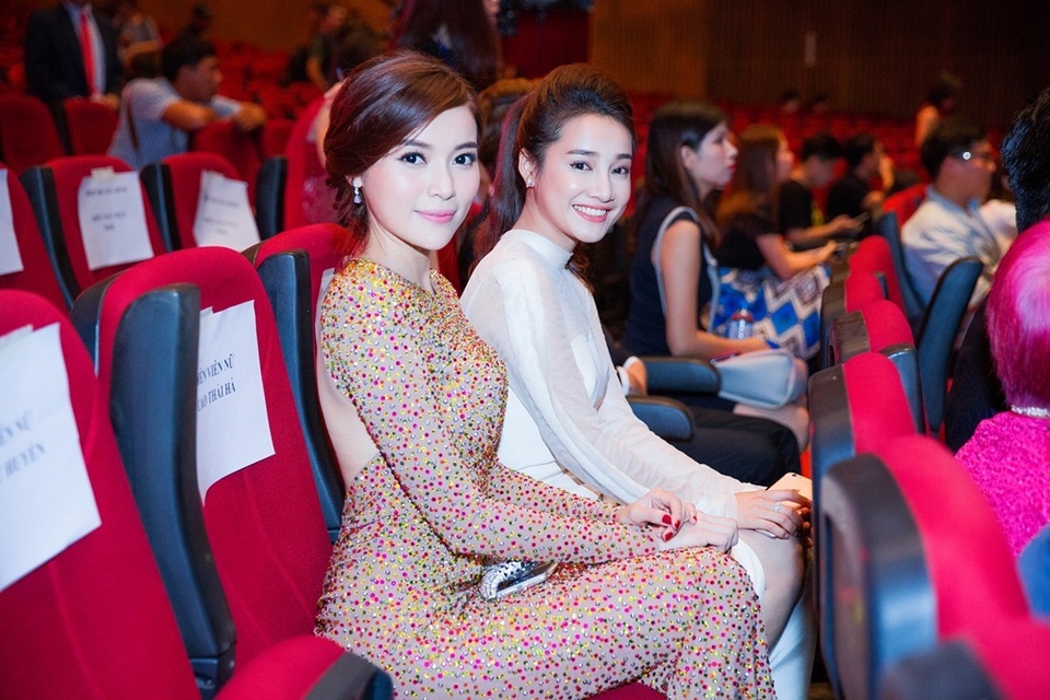 Kết quả chung cuộc, cô lọt vào top 3 cùng Mai Thu Huyền và Nhã Phương.