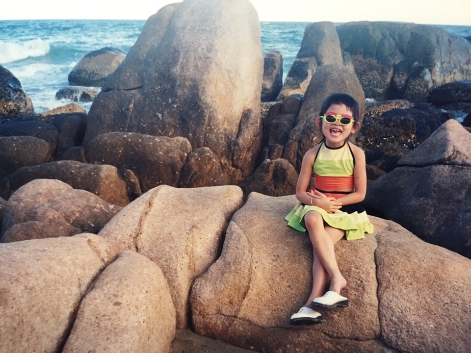 Giây phút lí lắc của Thùy Dung.