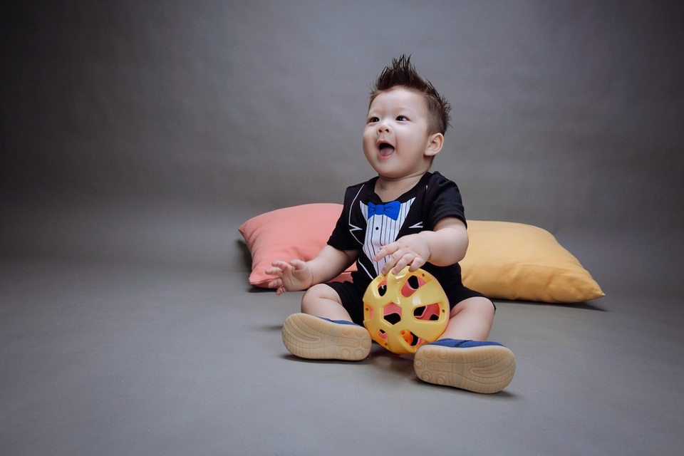 Nhật Kim Anh khoe “quý tử” sắp tròn một tuổi - 16 Nhật Kim Anh khoe “quý tử” sắp tròn một tuổi - 16