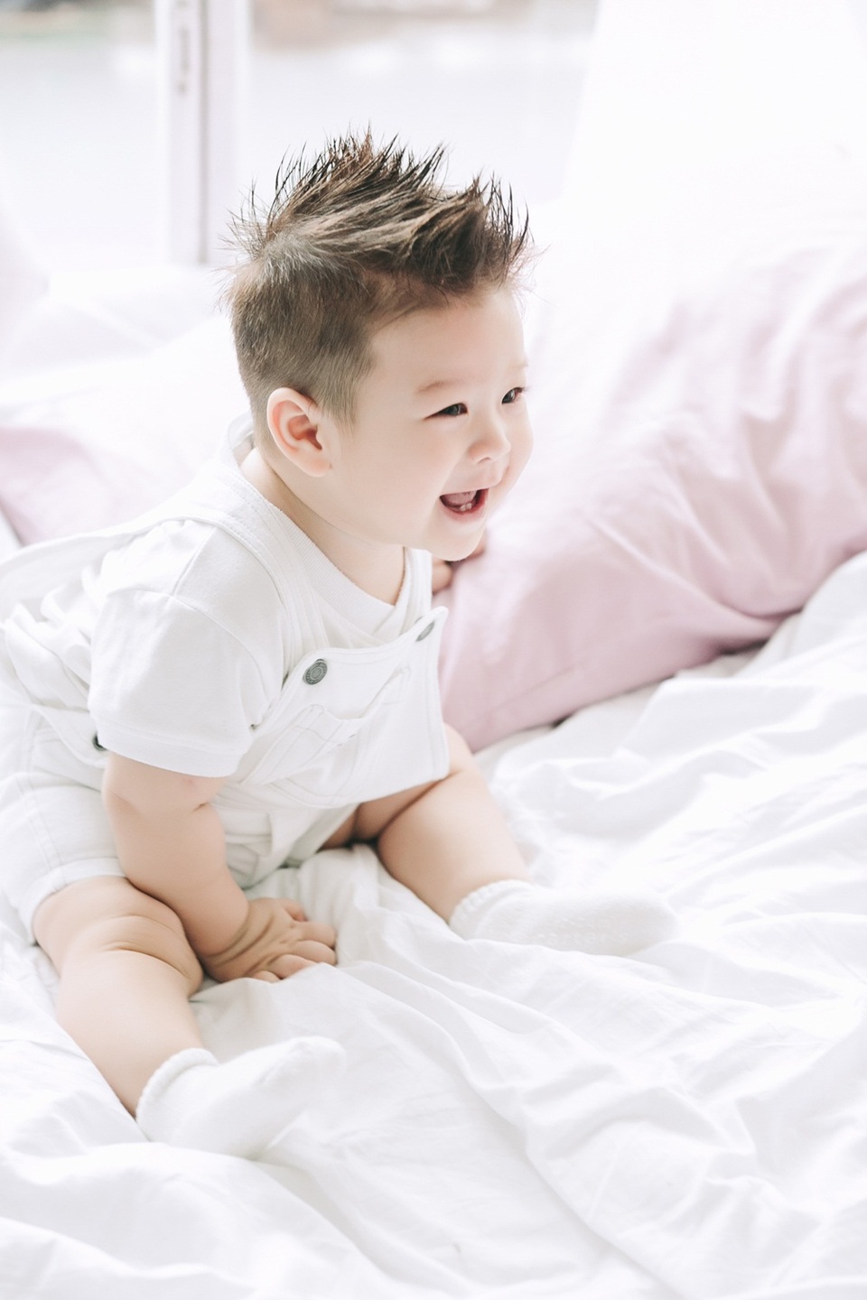 Nhật Kim Anh khoe “quý tử” sắp tròn một tuổi - 12 Nhật Kim Anh khoe “quý tử” sắp tròn một tuổi - 12