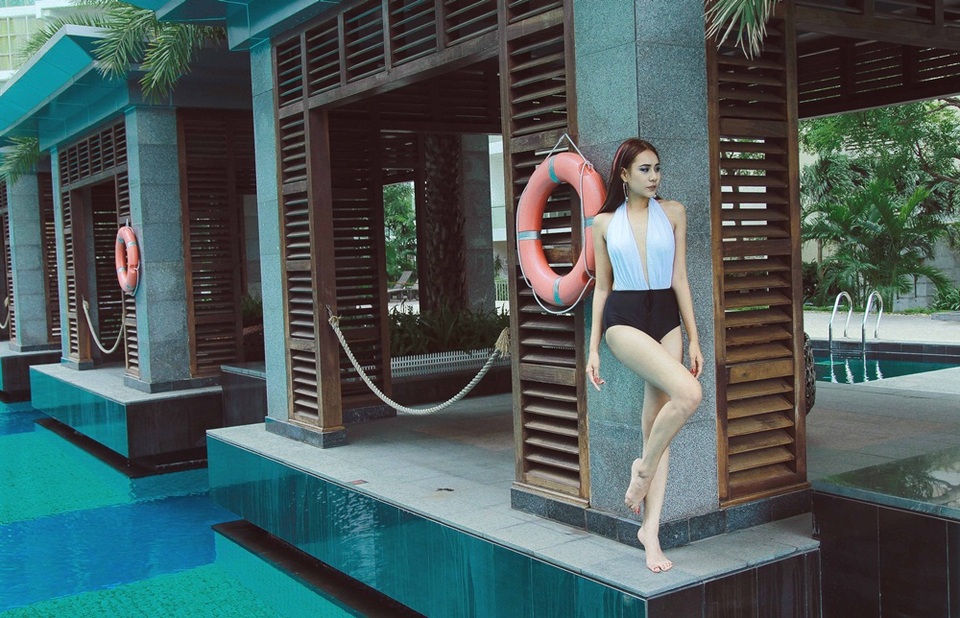 Miss Teen thân thiện Hồ Bích Trâm khoe vẻ gợi cảm với bikini - 13