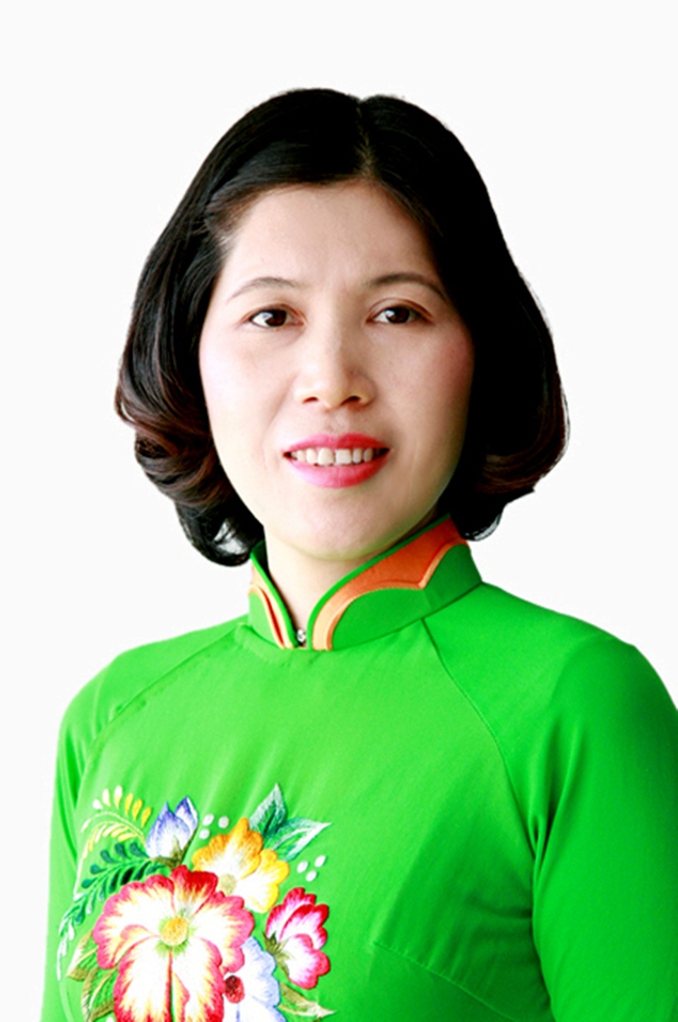 “Nhiều đoàn khách quốc tế chọn may áo dài ngay khi đến Hà Nội” - 1 Chủ tịch Hội Liên hiệp Phụ nữ Hà Nội Trần Thị Phương Hoa chia sẻ về Festival Áo dài Hà Nội năm 2016.