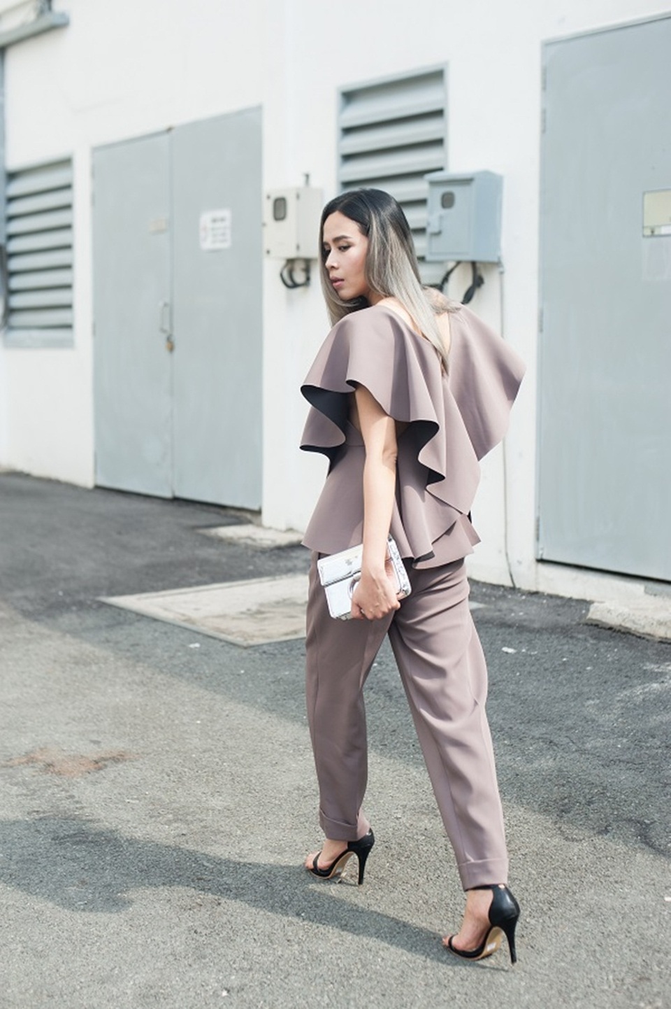 Lưu Hương Giang nhuộm tóc xám bạc trở lại “đường đua” stresstyle - 7