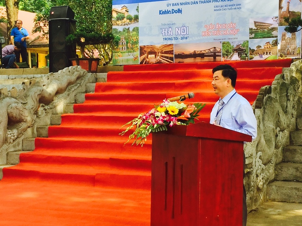 Ông Nguyễn Minh Đức, Tổng Biên tập báo Kinh tế & Đô thị thông tin về triển lãm.