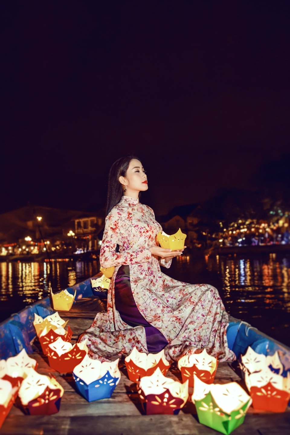 Nam Em “nghiện” áo dài, háo hức mang quốc phục tới Hoa hậu Trái Đất - 8