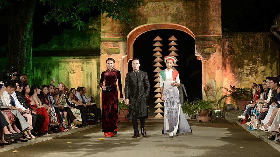 32 nhà thiết kế "hé lộ" bộ sưu tập tại Festival Áo dài Hà Nội 2016 - 7
