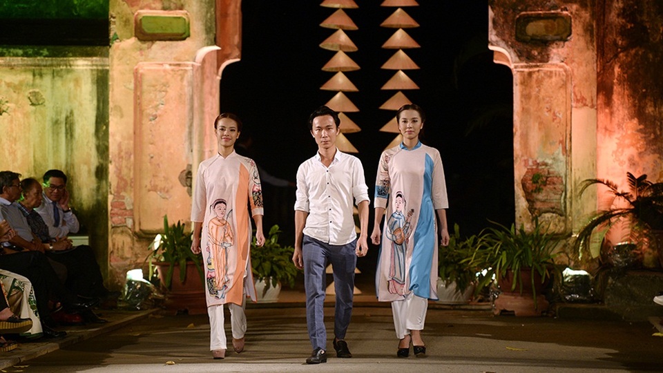 32 nhà thiết kế "hé lộ" bộ sưu tập tại Festival Áo dài Hà Nội 2016 - 17