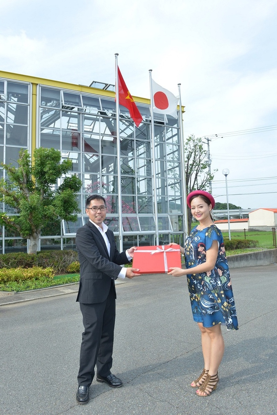 Mới đây, Sứ giả thiện chí Lan Phương lại có mặt tại xứ sở hoa anh đào cho một hành trình mới với nhiều trải nghiệm. Có thể nói, cô bắt đầu nghiện đất nước này khi dành cho mình những chuyến hạ cánh liên tục tại đây.