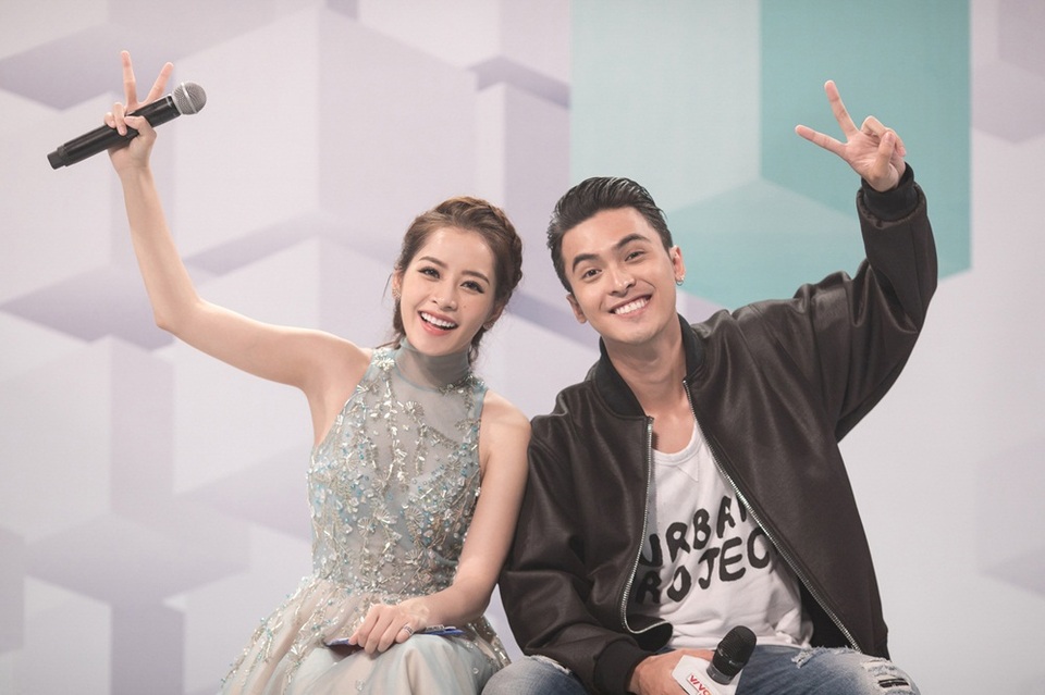 
​​​Đối​​ với Chi Pu, Dương thấy lúc nào Chi cũng làm việc hết công suất. Thế nhưng, dù mệt mỏi đến mấy Chi Pu luôn cố gắng hết sức mình để làm tròn vai diễn và nhiệm vụ của mình, Công Dương nói.
