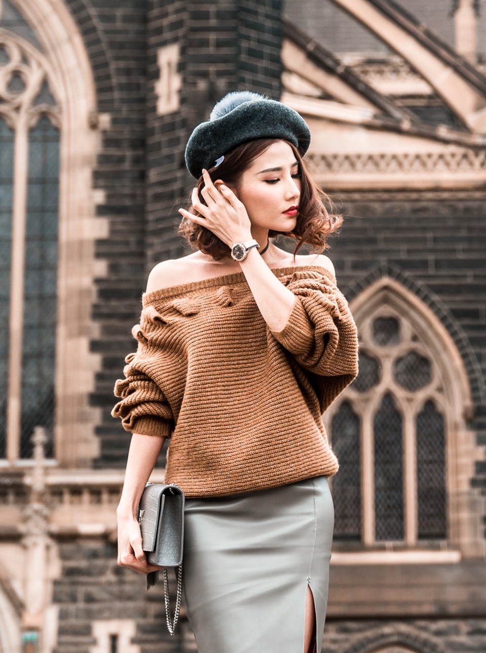 Hiện Melbourne đang là mùa xuân và Diễm My cảm thấy vô cùng thích thú với cảnh sắc thiên nhiên tuyệt đẹp nơi đây.