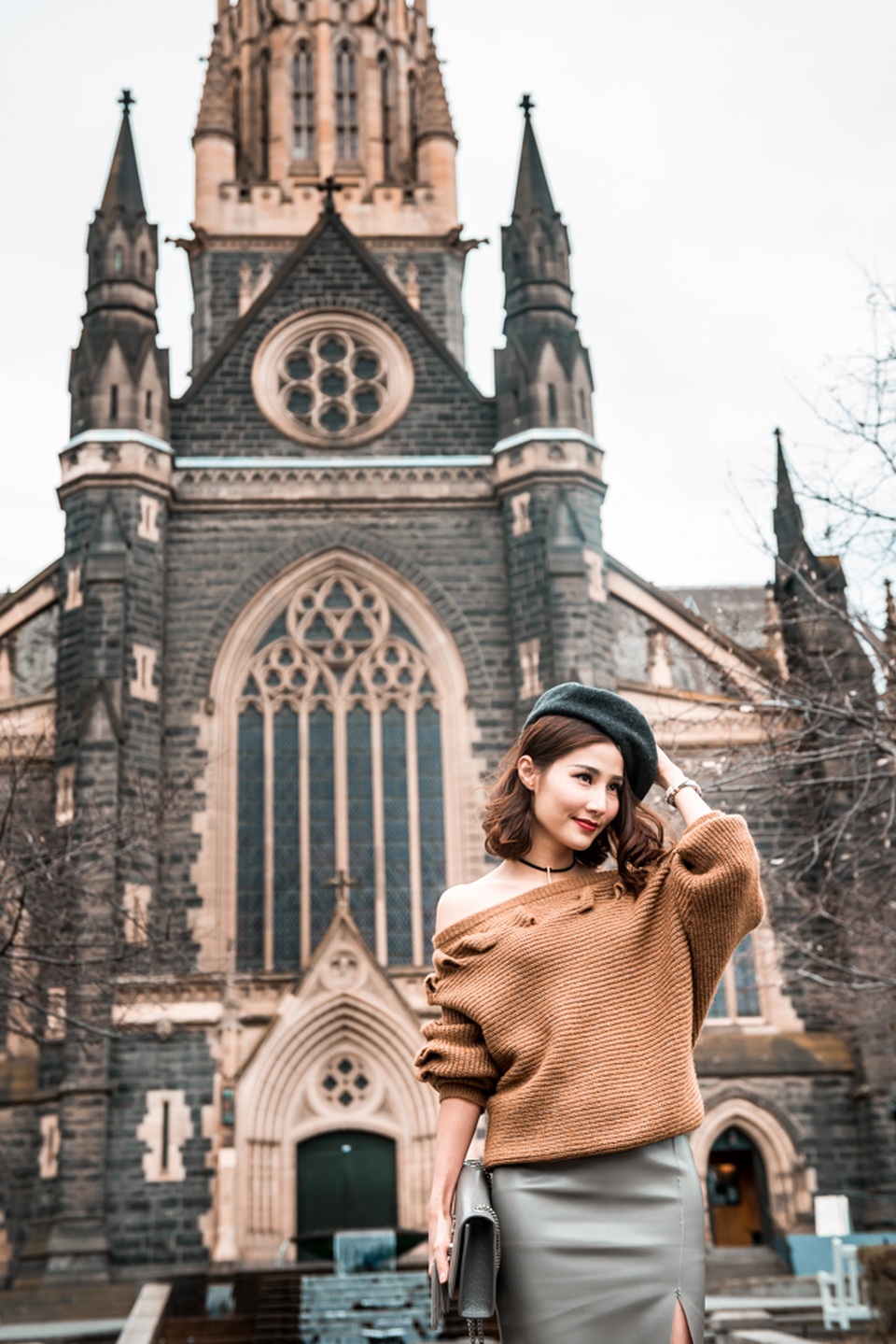 Từ khi thay đổi hình ảnh, định hướng là một quý cô trong showbiz Việt, Diễm My 9x luôn ghi điểm trong lòng công chúng với những bộ trang phục ấn tượng, khi thì cá tính, lúc lại dịu dàng, thi thoảng lại gợi cảm, quyến rũ nhưng vẫn toát lên vẻ quý cô rất riêng của nữ diễn viên.