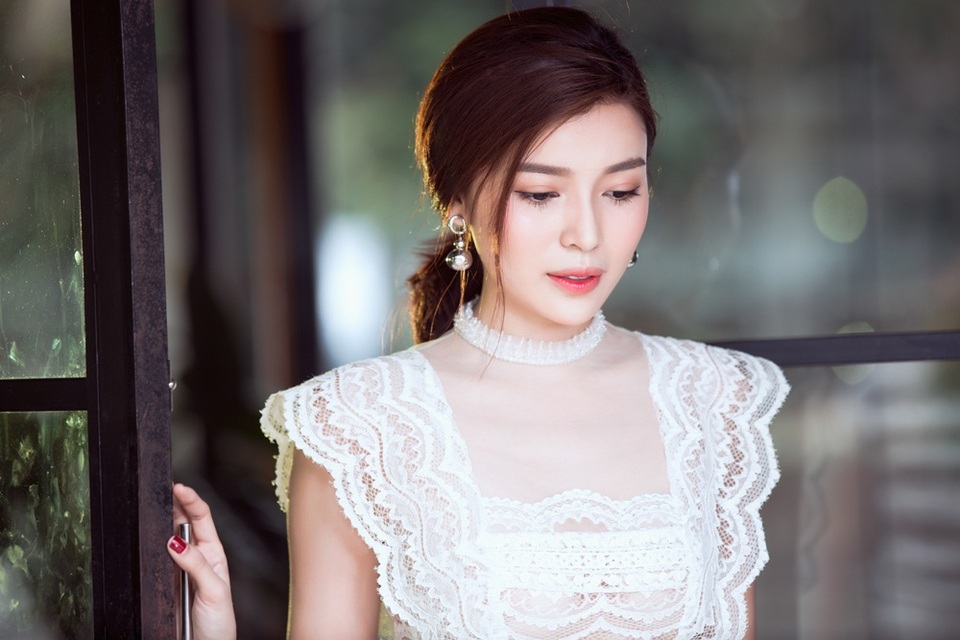 Hoa khôi xứ dừa dịu dàng khoe nhan sắc - 6 Hoa khôi xứ dừa dịu dàng khoe nhan sắc - 6