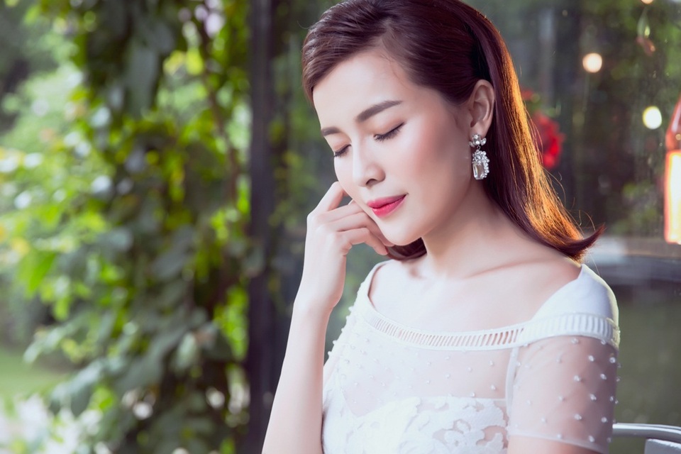 Hoa khôi xứ dừa dịu dàng khoe nhan sắc - 10 Hoa khôi xứ dừa dịu dàng khoe nhan sắc - 10