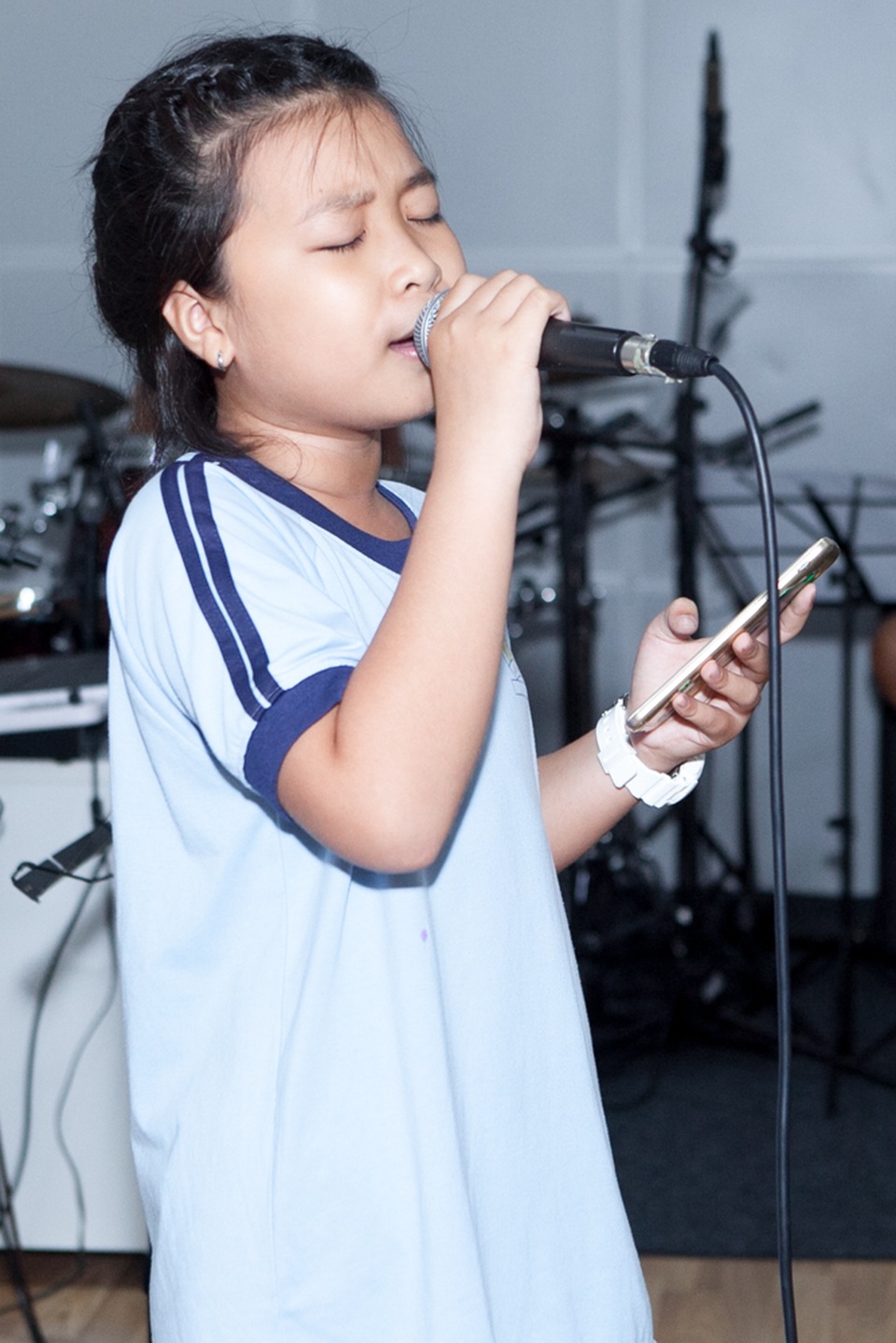 Mai Anh lại là sắc riêng và có thể chinh phục được nhiều thể loại khác nhau.