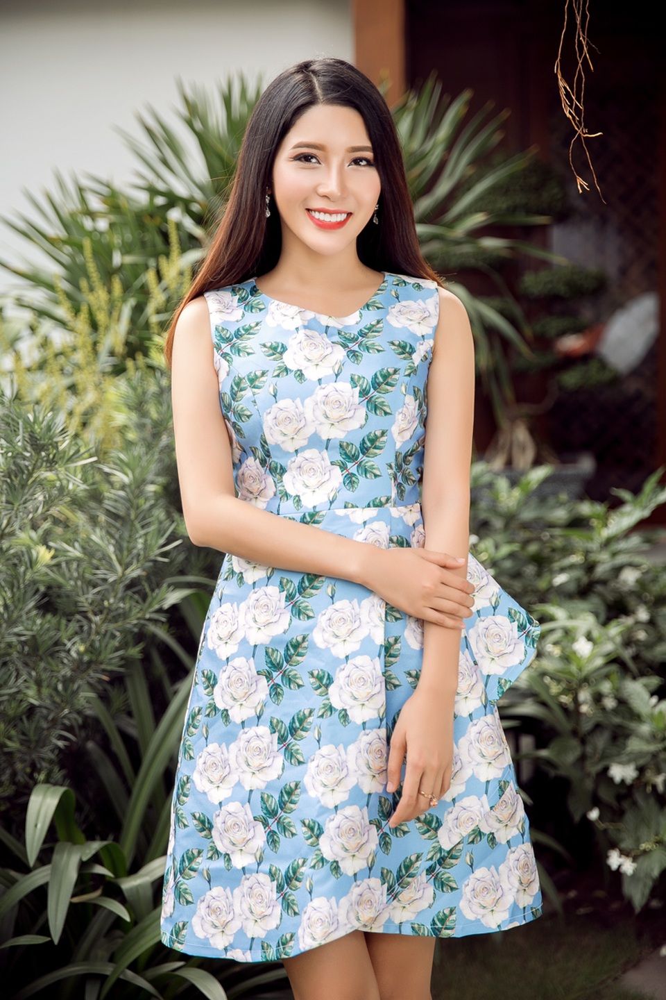 Tông xanh được kết hợp với trắng ngọc trai là gam màu luôn luôn được yêu thích.