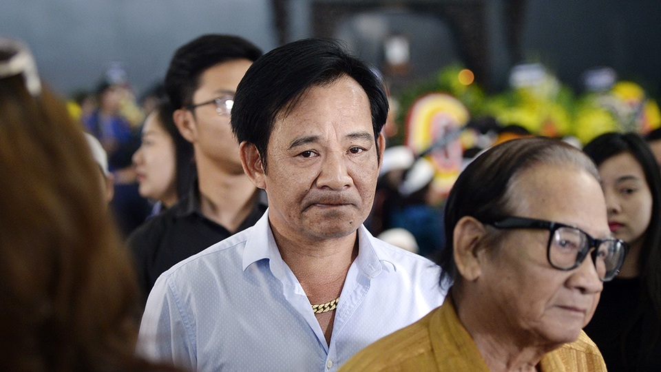 
Nghệ sĩ Giang còi: “Bác Bằng đối với tôi là người thầy và cũng không đơn thuần chỉ là người đồng nghiệp.
