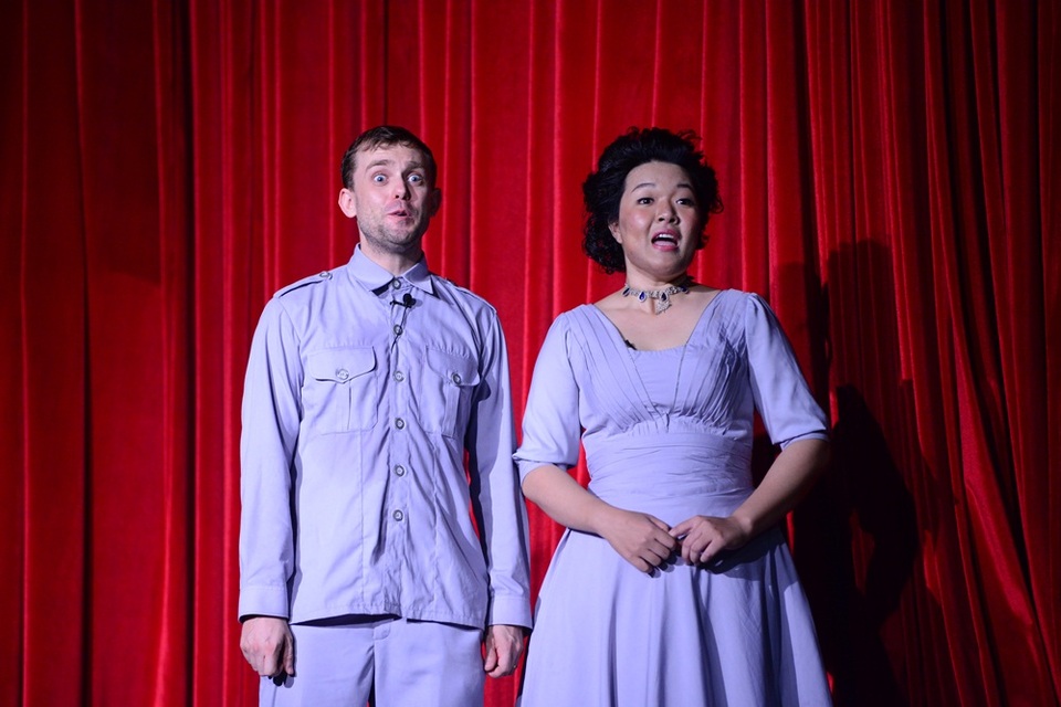 Dàn diễn viên không chuyên “liều mình” lên sân khấu nhạc kịch broadway - 4