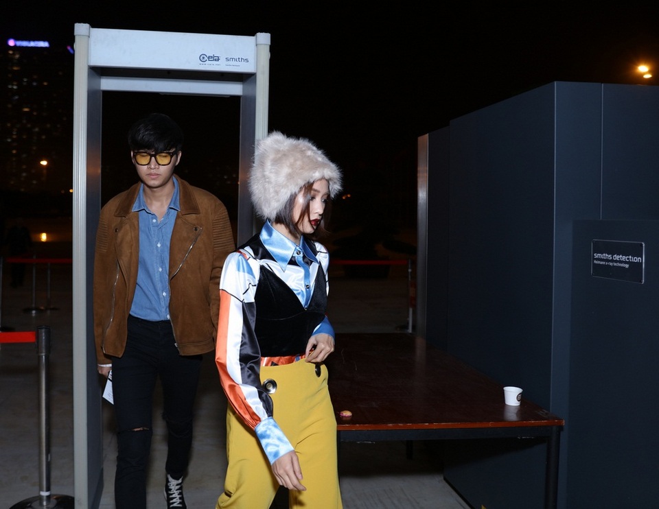 Thiếu gia Phan Thành bị bắt gặp đưa đón hot girl Salim tại Hà Nội - 6