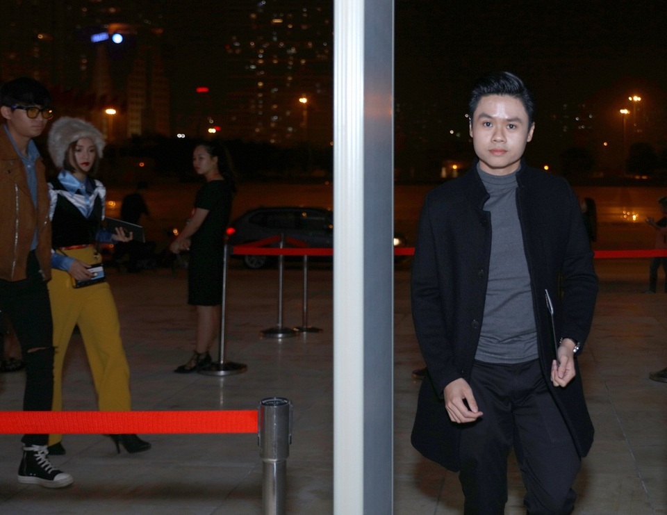 Thiếu gia Phan Thành bị bắt gặp đưa đón hot girl Salim tại Hà Nội - 7