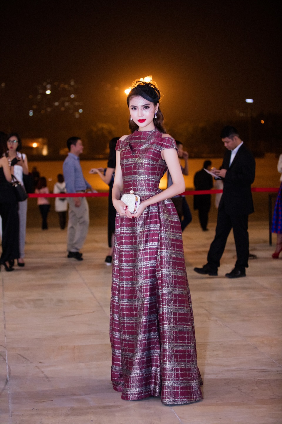 Ngọc Duyên lần đầu xuất hiện trước công chúng sau đăng quang Miss Global - 10 Ngọc Duyên lần đầu xuất hiện trước công chúng sau đăng quang Miss Global - 10