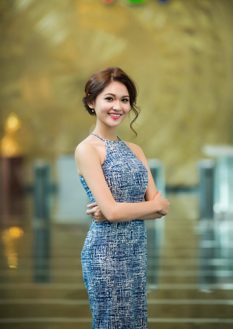 Á hậu Thùy Dung bàn chuyện “sống ảo” và “tiếng Anh khi thi nhan sắc quốc tế”… - 2 Vẻ đẹp trẻ trung của Á hậu Thùy Dung