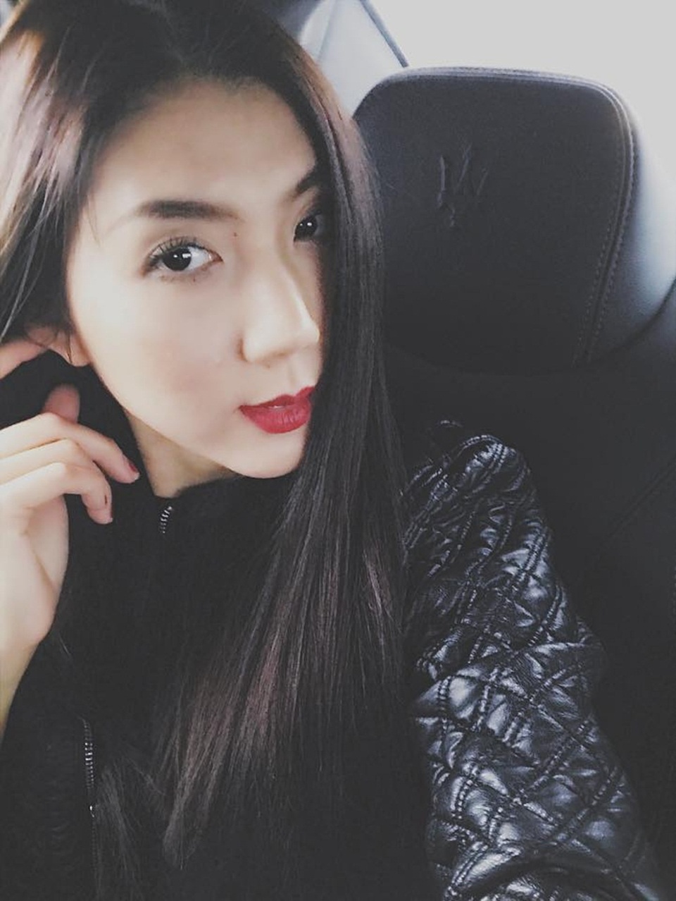 Siêu mẫu Ngọc Quyên: “Đừng so bì đàn bà hơn nhau ở tấm chồng” - 2 Một Ngọc Quyên đằm sâu và trưởng thành hơn sau khi đã lập gia đình.