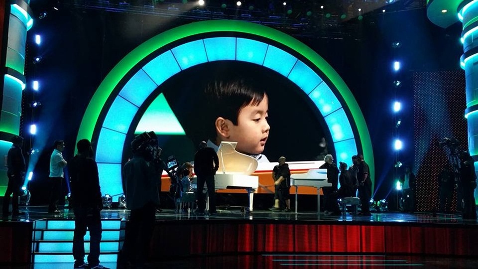 Thần đồng piano 5 tuổi từng làm nước Mỹ “điên đảo” sẽ về Việt Nam - 5 Thần đồng piano 5 tuổi từng làm nước Mỹ “điên đảo” sẽ về Việt Nam - 5