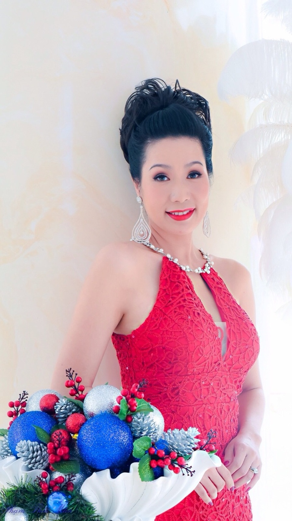 Á hậu Trịnh Kim Chi: “Tôi có một hậu phương vững chắc” - 2