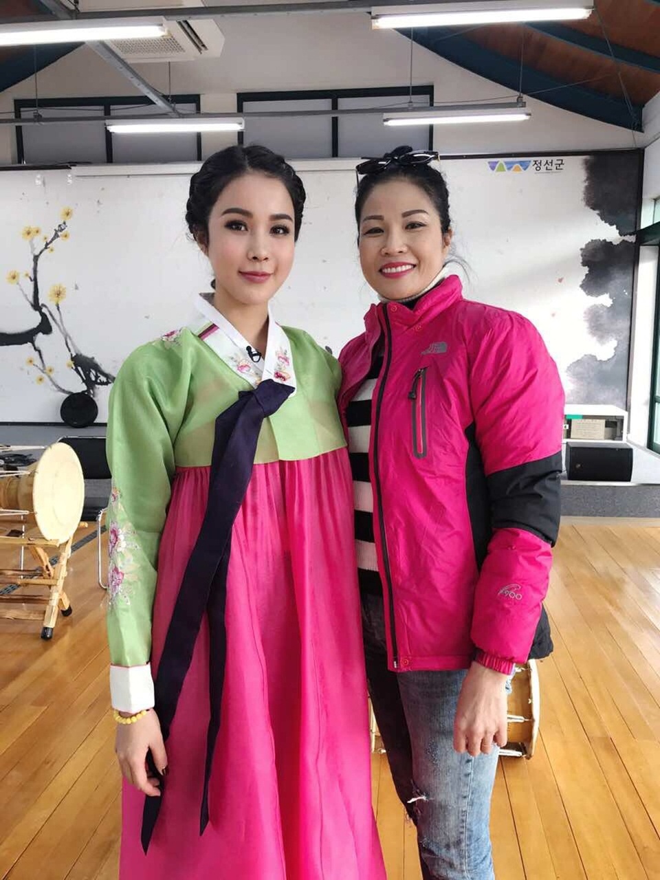 Gương mặt Diệp Lâm Anh bị dư luận dòm ngó khi những bức ảnh trong chuyến đi Hàn Quốc của cô được chia sẻ.