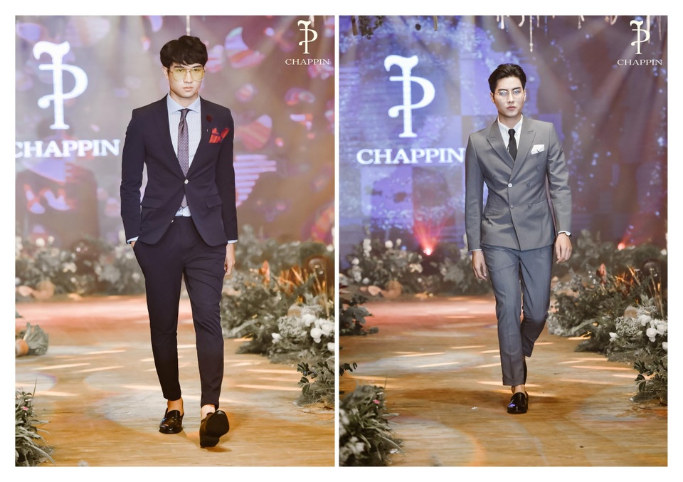 Muốn mặc lịch lãm và “đẹp như giai Hàn” thì đừng bỏ qua BST này - 5 BST Thu Đông 2017 của Chappin cũng không hề thiếu những sắc màu mang hơi hướng thiết kế cổ điển, tuy nhiên đã có sự điều chỉnh về form dáng để vẫn giữ lại sự lịch lãm cuốn hút nhưng không kém phần trẻ trung, hiện đại.