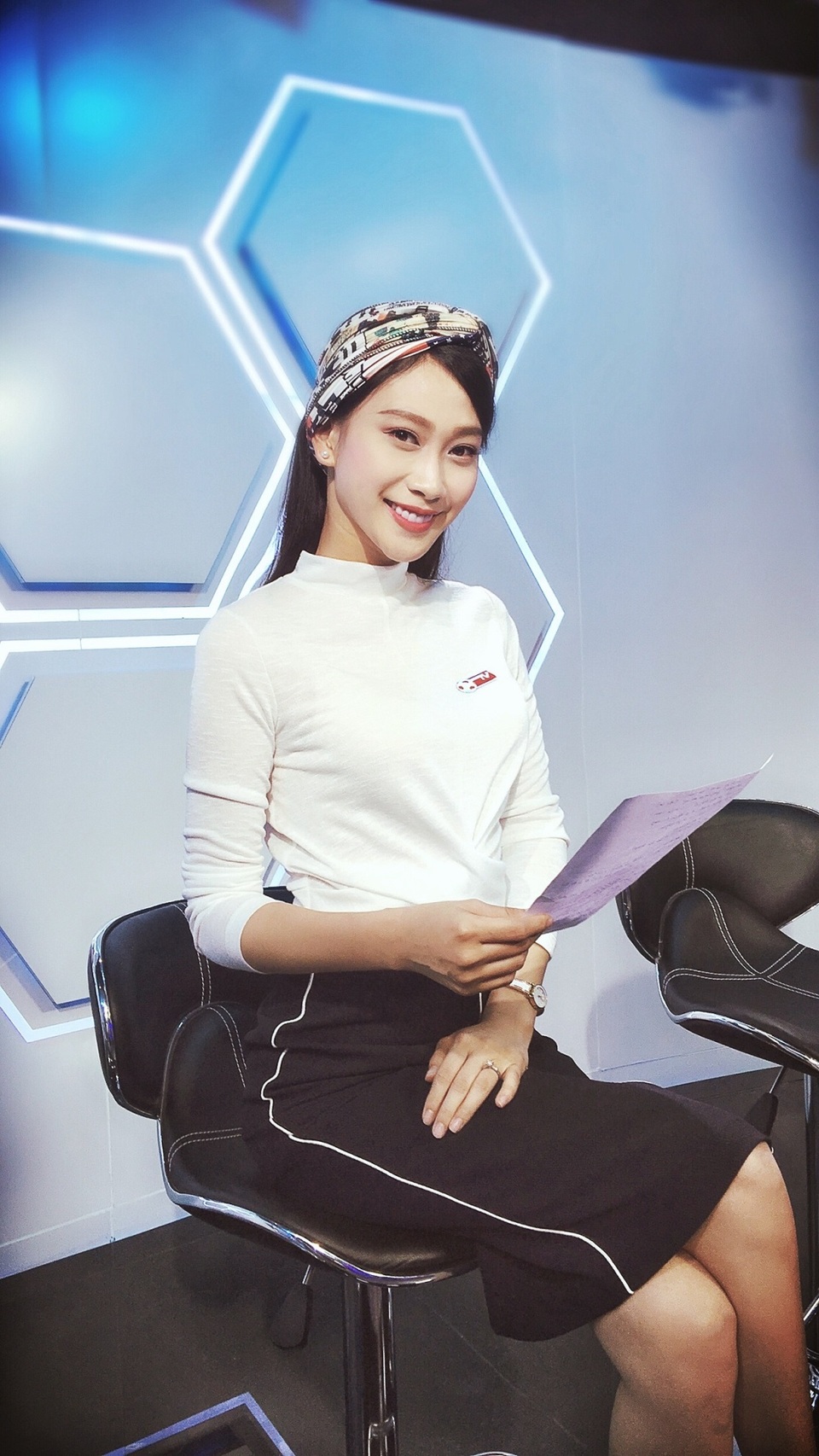 Top những nàng hậu xinh đẹp của VTV và cái duyên “cầm mic” - 5 Top những nàng hậu xinh đẹp của VTV và cái duyên “cầm mic” - 5