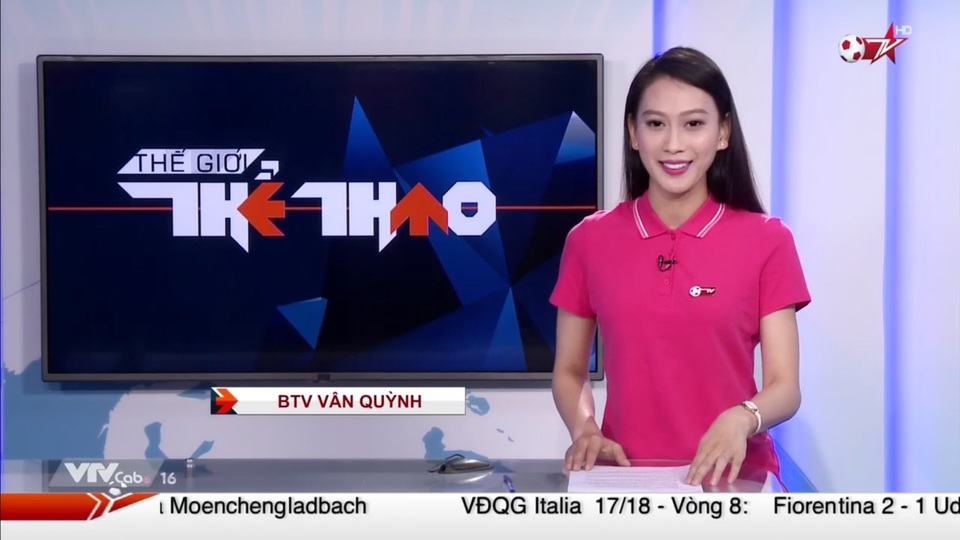 Top những nàng hậu xinh đẹp của VTV và cái duyên “cầm mic” - 6 Top những nàng hậu xinh đẹp của VTV và cái duyên “cầm mic” - 6