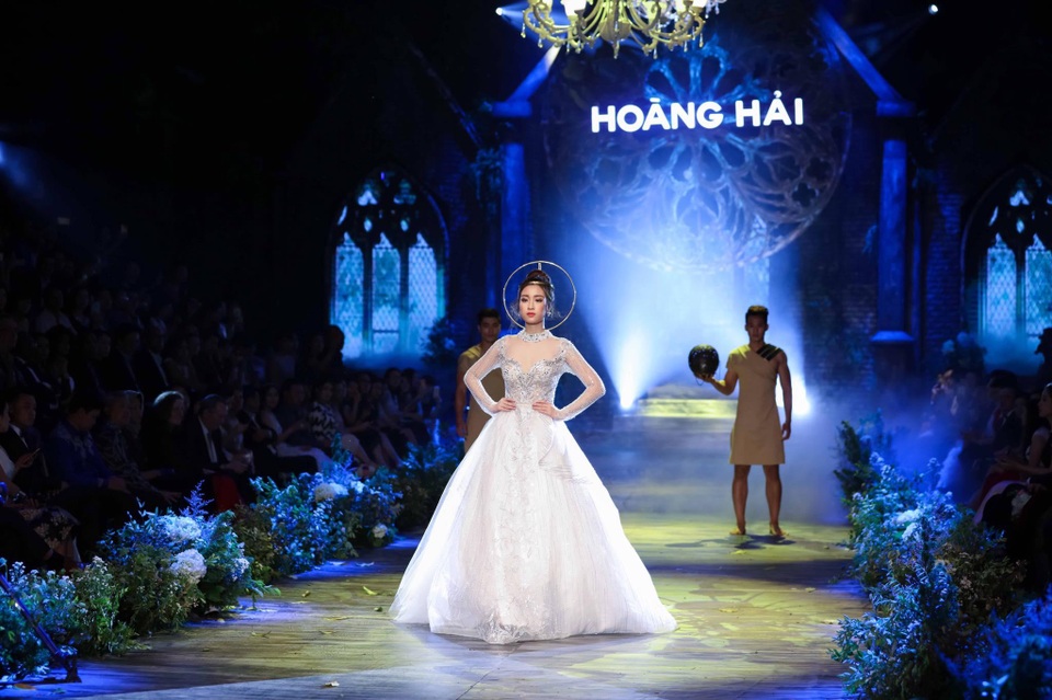 Menard đồng hành cùng nhà thiết kế Hoàng Hải đến Cannes - 1 Hoa hậu Việt Nam Đỗ Mỹ Linh từng là nàng thơ trong BST “De Hanoi à Paris” của NTK Hoàng Hải sẽ xuất hiện trong show lần này