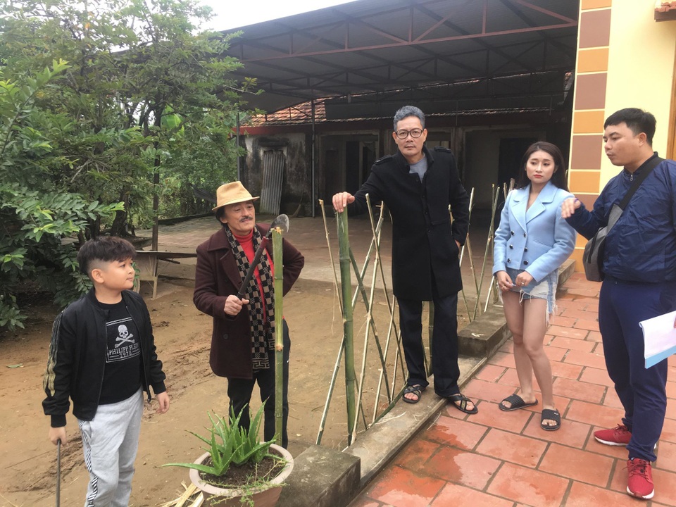 Lí do gì khiến “Người phán xử” Hoàng Dũng lần đầu đóng phim hài Tết”? - Ảnh 4. Lí do gì khiến “Người phán xử” Hoàng Dũng lần đầu đóng phim hài Tết”? - Ảnh 4.